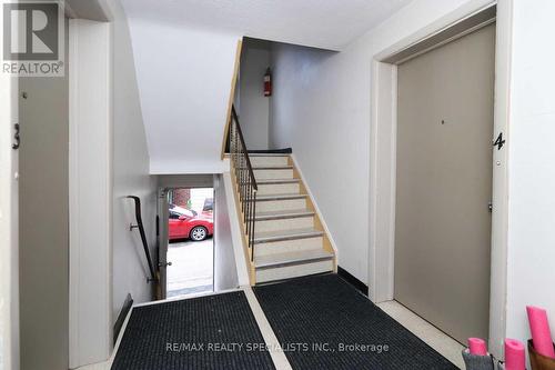 7 Woodlawn Avenue, Mississauga, ON - Indoor Photo Showing Other Room