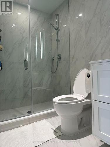 #1717 -480 Front St W, Toronto, ON - Indoor Photo Showing Bathroom
