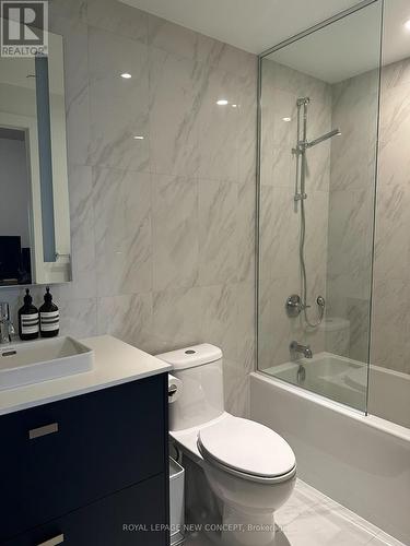 #1717 -480 Front St W, Toronto, ON - Indoor Photo Showing Bathroom