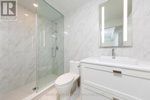 1717 - 480 Front Street W, Toronto, ON - Indoor Photo Showing Bathroom
