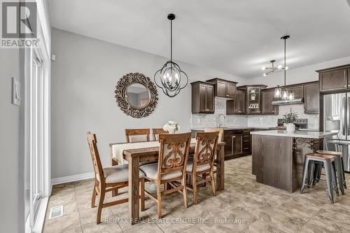 8516 Milomir Street, Niagara Falls, ON - Indoor Photo Showing Dining Room