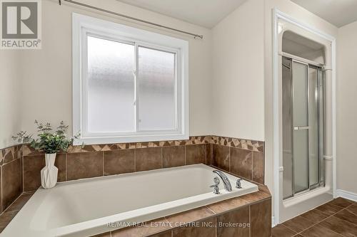 8516 Milomir St, Niagara Falls, ON - Indoor Photo Showing Bathroom