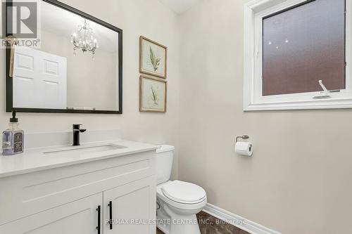 8516 Milomir St, Niagara Falls, ON - Indoor Photo Showing Bathroom