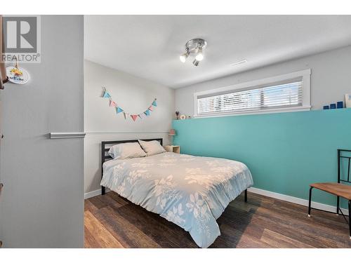 1520 Highland Drive N, Kelowna, BC - Indoor Photo Showing Bedroom