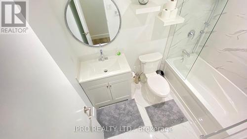 #707 -1320 Mississauga Valley Blvd W, Mississauga, ON - Indoor Photo Showing Bathroom