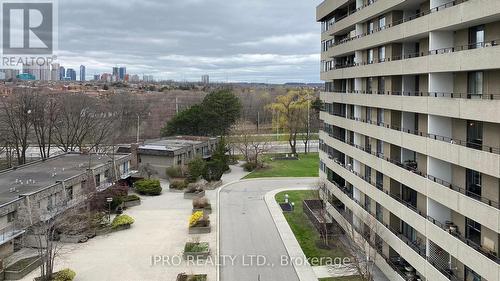 707 - 1320 Mississauga Valley Boulevard W, Mississauga, ON - Outdoor