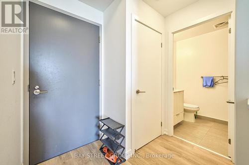 #1106 -32 Forest Manor Rd, Toronto, ON - Indoor Photo Showing Other Room