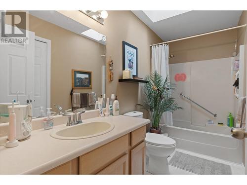 1001 30 Avenue Unit# 39, Vernon, BC - Indoor Photo Showing Bathroom