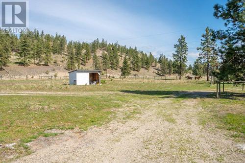 8475 Princeton-Summerland Road, Summerland, BC - Outdoor