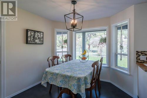 8475 Princeton-Summerland Road, Summerland, BC - Indoor Photo Showing Dining Room