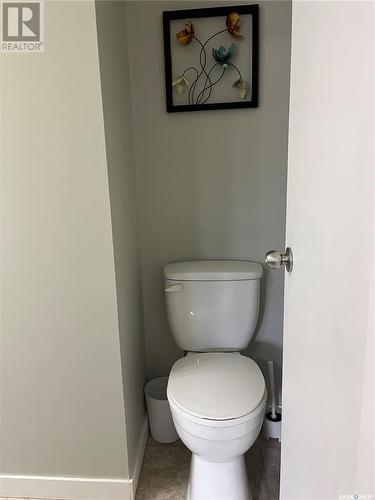300 3Rd Avenue W, Debden, SK - Indoor Photo Showing Bathroom