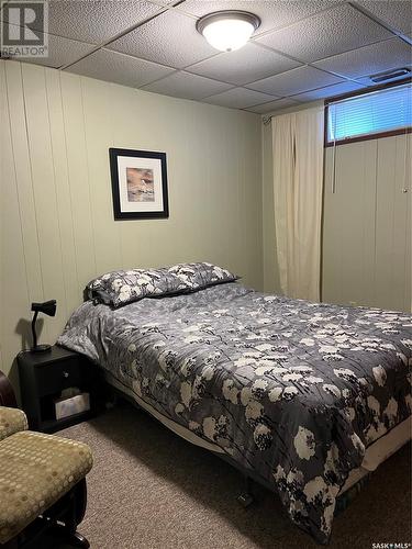 300 3Rd Avenue W, Debden, SK - Indoor Photo Showing Bedroom