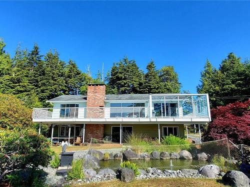 270 Cedar St, Tofino, BC 