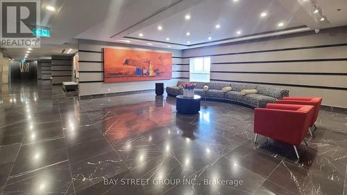 #2016 -8 Park Rd, Toronto, ON - Indoor Photo Showing Other Room