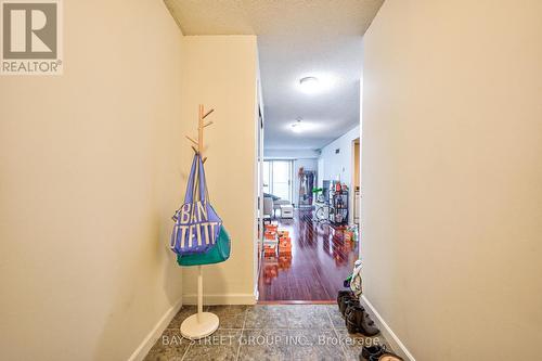 2016 - 8 Park Road, Toronto, ON - Indoor Photo Showing Other Room