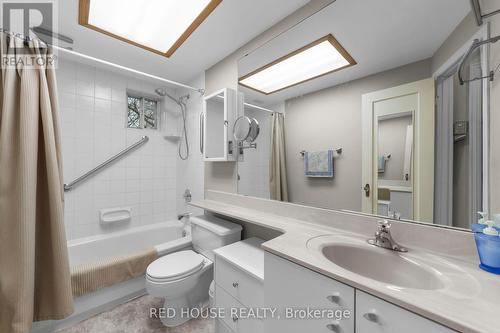 68 Nesbitt Dr, Toronto, ON - Indoor Photo Showing Bathroom