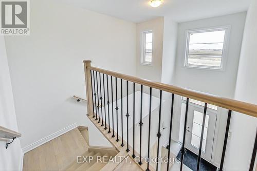 11 Union Blvd, Wasaga Beach, ON - Indoor Photo Showing Other Room