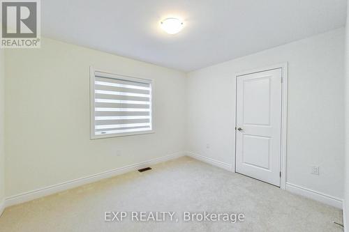 11 Union Blvd, Wasaga Beach, ON - Indoor Photo Showing Other Room