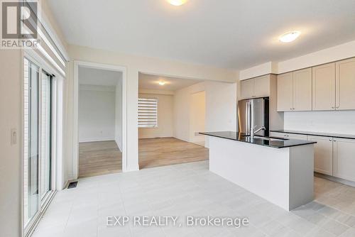 11 Union Boulevard, Wasaga Beach, ON - Indoor Photo Showing Kitchen