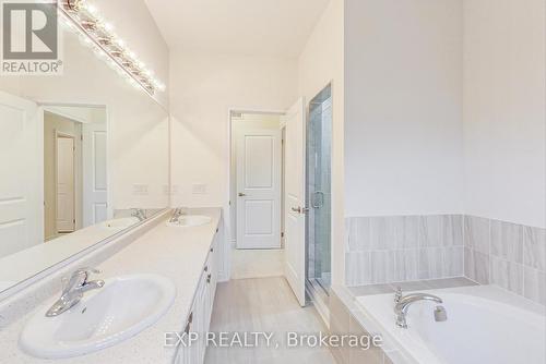 62 Season Cres, Wasaga Beach, ON - Indoor Photo Showing Bathroom