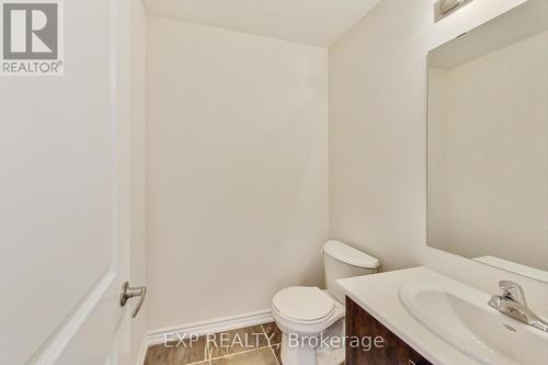 197 Terry Fox Drive, Barrie, ON - Indoor Photo Showing Bathroom