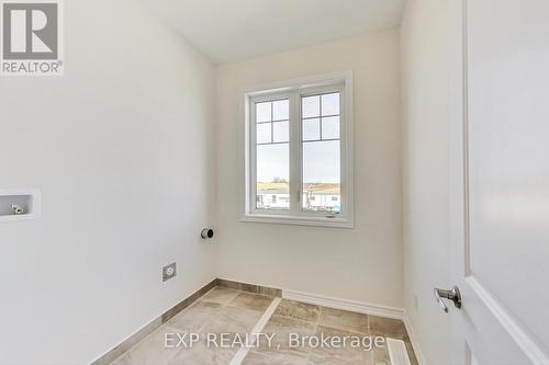 197 Terry Fox Drive, Barrie, ON - Indoor Photo Showing Other Room