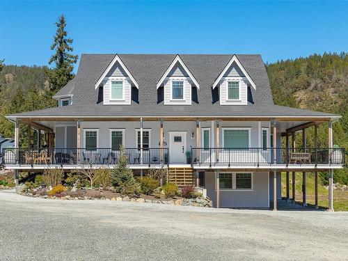847 Whittaker Rd, Malahat, BC - Outdoor With Deck Patio Veranda With Facade