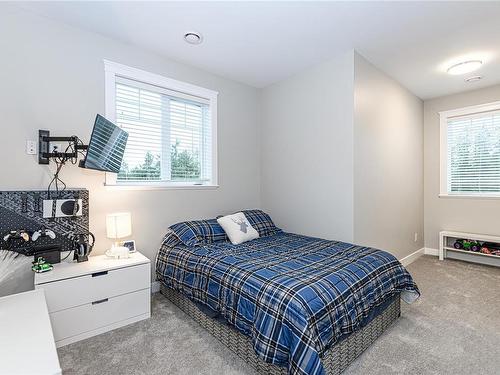 847 Whittaker Rd, Malahat, BC - Indoor Photo Showing Bedroom