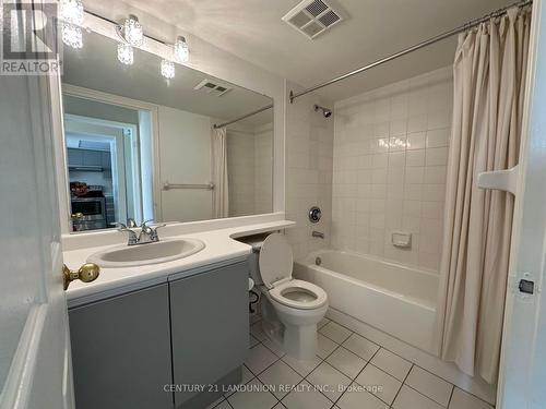 511 - 270 Davis Drive, Newmarket, ON - Indoor Photo Showing Bathroom