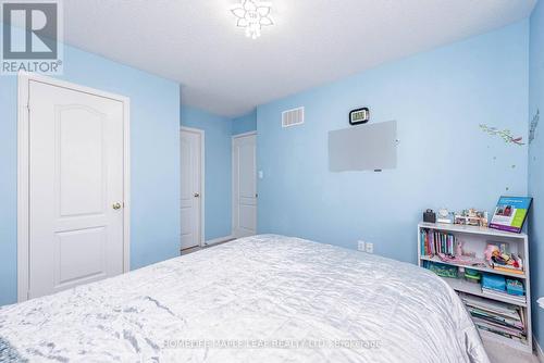 64 Fallmeadow Circ, Brampton, ON - Indoor Photo Showing Bedroom