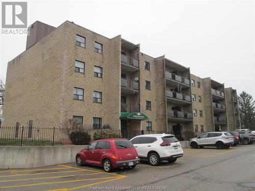 140 Park Avenue East Unit# 211, Chatham, ON - Outdoor