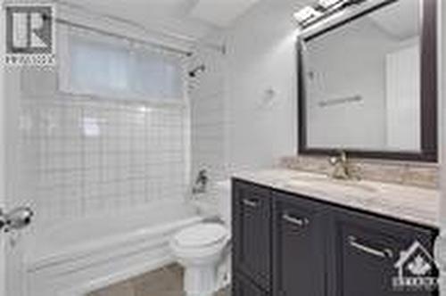 280 St Denis Street, Ottawa, ON - Indoor Photo Showing Bathroom