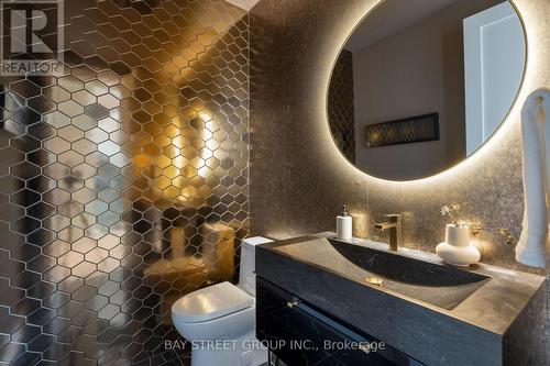 481 Guildwood Parkway, Toronto, ON - Indoor Photo Showing Bathroom
