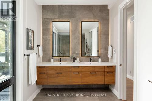 481 Guildwood Pkwy, Toronto, ON - Indoor Photo Showing Bathroom