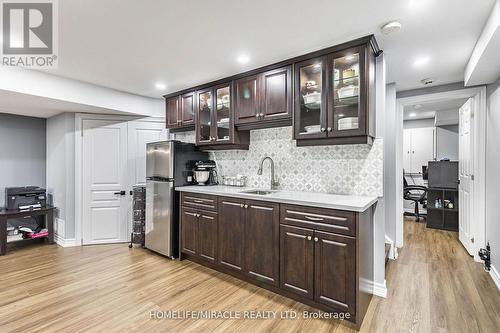2 Aspenview Ave, Caledon, ON - Indoor Photo Showing Kitchen