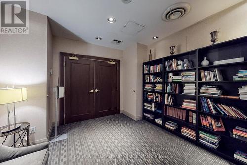 #2507 -18 Parkview Ave, Toronto, ON - Indoor
