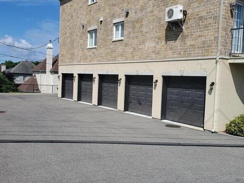 Garage - 5-3583 Boul. Ste-Rose, Laval (Fabreville), QC - Outdoor With Exterior