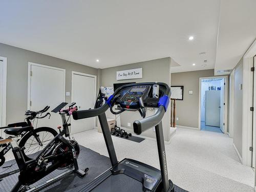 Family room - 44 Rue D'Amqui, Blainville, QC - Indoor Photo Showing Gym Room