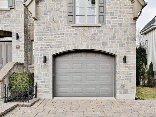 Garage - 44 Rue D'Amqui, Blainville, QC - Outdoor With Exterior