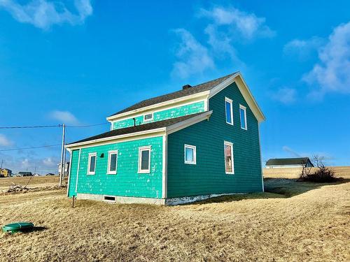 FaÃ§ade - 402 Ch. De La Martinique, Les Îles-De-La-Madeleine, QC - Outdoor