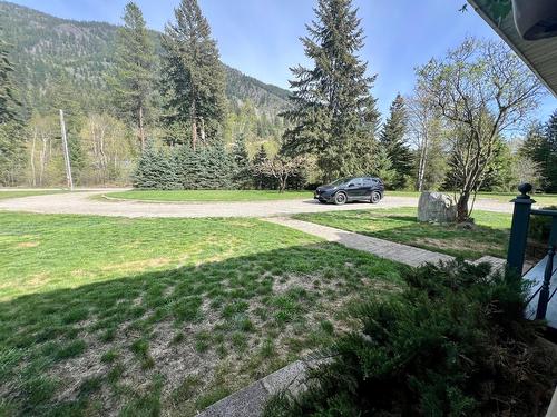 1394 Relkoff Road, Castlegar, BC - Outdoor With View