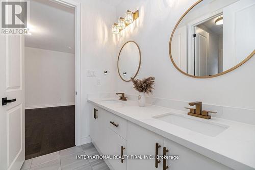 150 Cannes Ave, Vaughan, ON - Indoor Photo Showing Bathroom