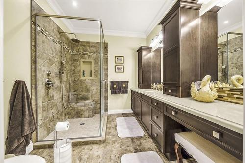 139 St. Michaels Street, Delhi, ON - Indoor Photo Showing Bathroom