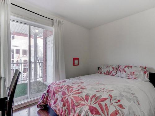 Chambre Ã Â coucher - 3-7130 Rue Du Chardonneret, Brossard, QC - Indoor Photo Showing Bedroom