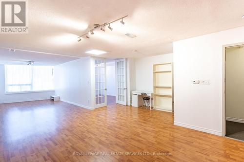 2963 Dundas Street W, Toronto, ON - Indoor Photo Showing Other Room