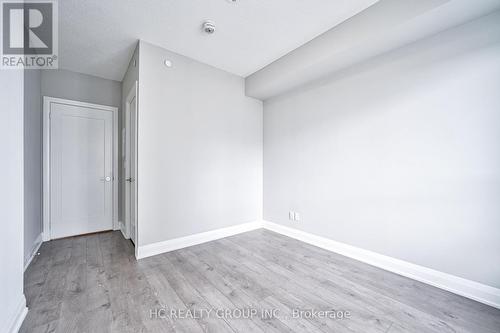 #711 -398 Highway 7  E, Richmond Hill, ON - Indoor Photo Showing Other Room