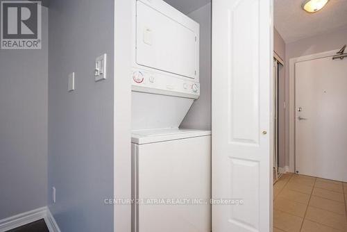1107 - 3 Rean Drive, Toronto, ON - Indoor Photo Showing Laundry Room