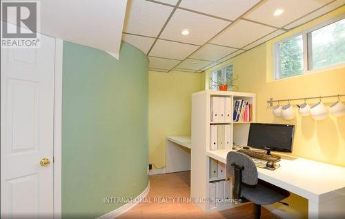 386 Billings Ave, Ottawa, ON - Indoor Photo Showing Office