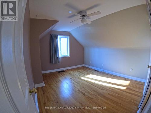 386 Billings Ave, Ottawa, ON - Indoor Photo Showing Other Room