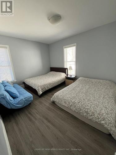 5021 St Clair Ave, Niagara Falls, ON - Indoor Photo Showing Bedroom